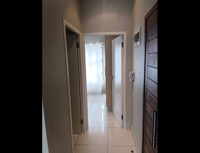 1 BEDROOM APARTMENT FOR SALE IN UMHLANGA RIDGE